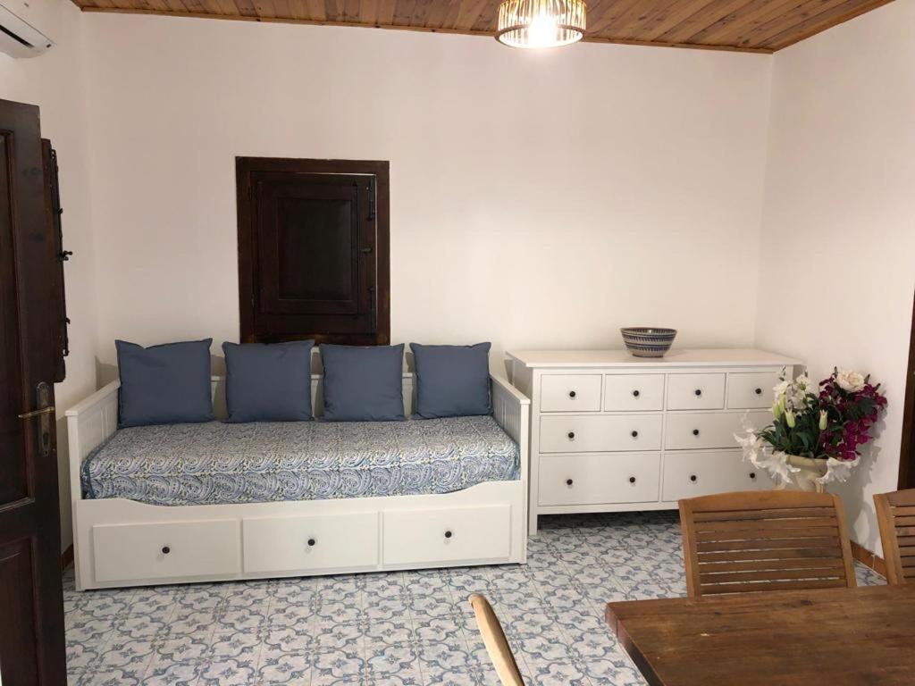 Villa By The Vulcano - 70Mq Plus Large Garden And Patio Εξωτερικό φωτογραφία